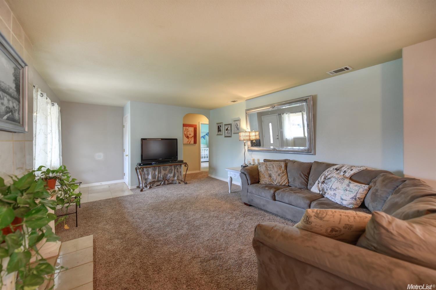 5338 Agate Way, Carmichael, CA 95608 photo 3