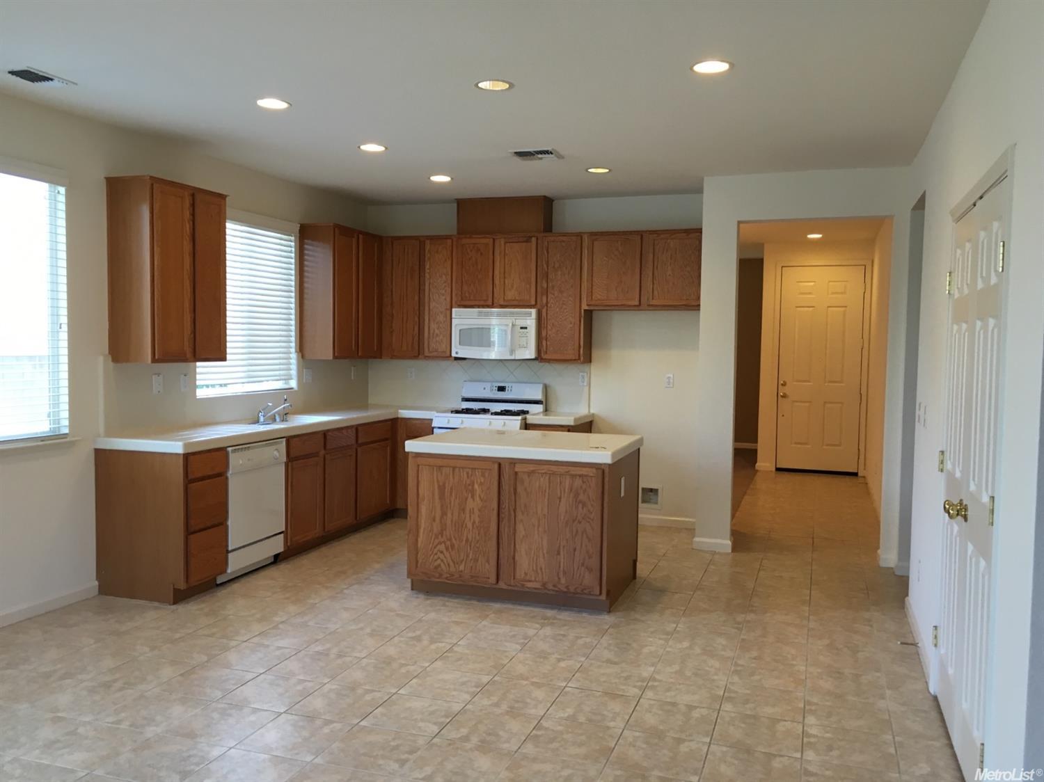 13007 Goldstone St, Lathrop, CA 95330 photo 6