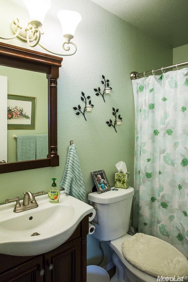 455 Golf Cir, Manteca, CA 95337 photo 6