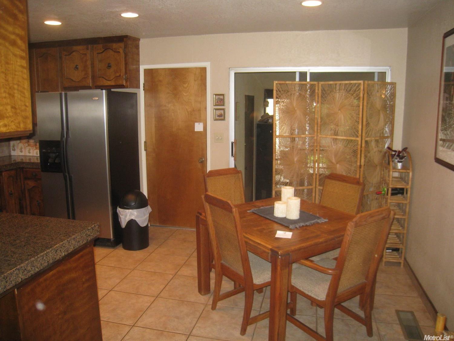 960 Gary St, Turlock, CA 95382 photo 4