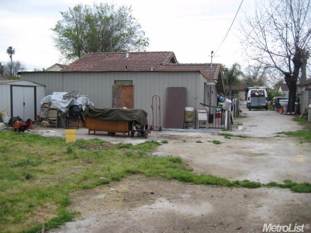 1109 Alamo Ave, Modesto, CA 95351 photo 8