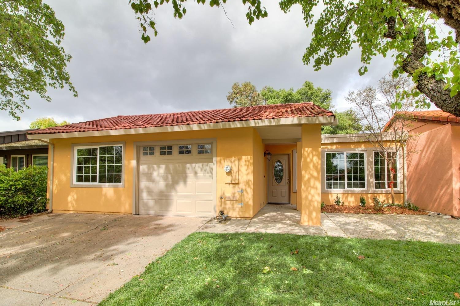 257 Aurora Ave, Davis, CA 95616 photo 2