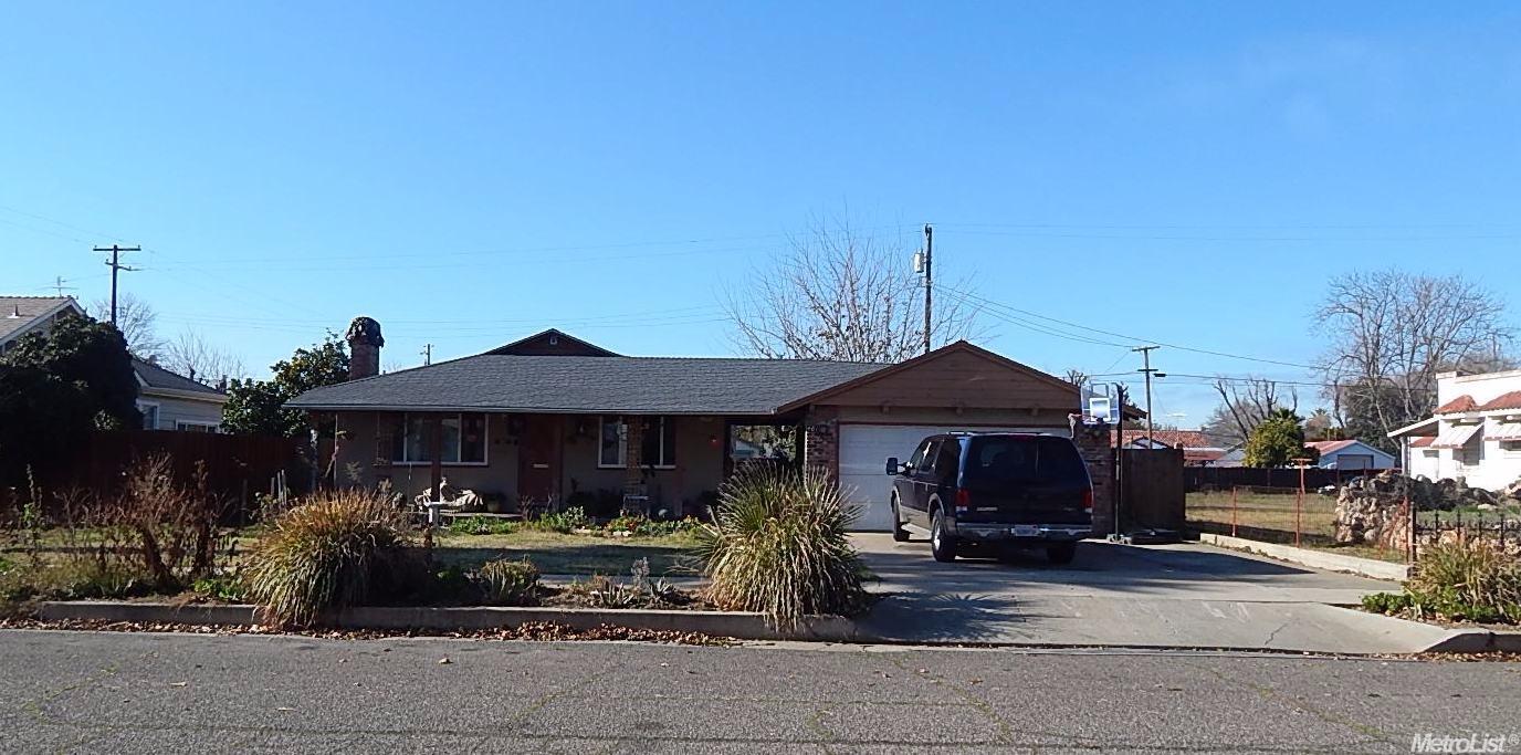 481 7th St, Gustine, CA 95322 photo 1