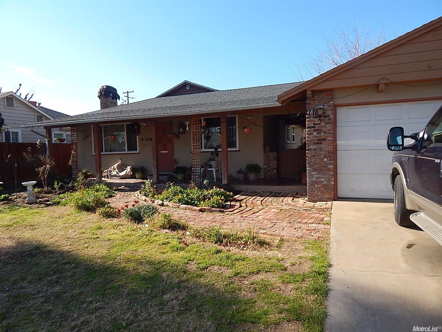 481 7th St, Gustine, CA 95322 photo 2