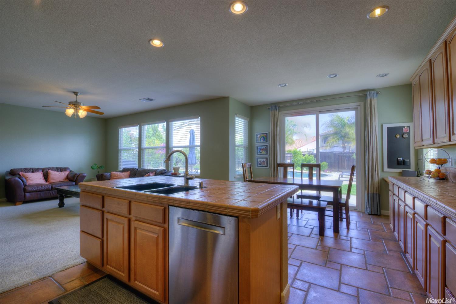 4212 Loni Ct, Modesto, CA 95356 photo 6