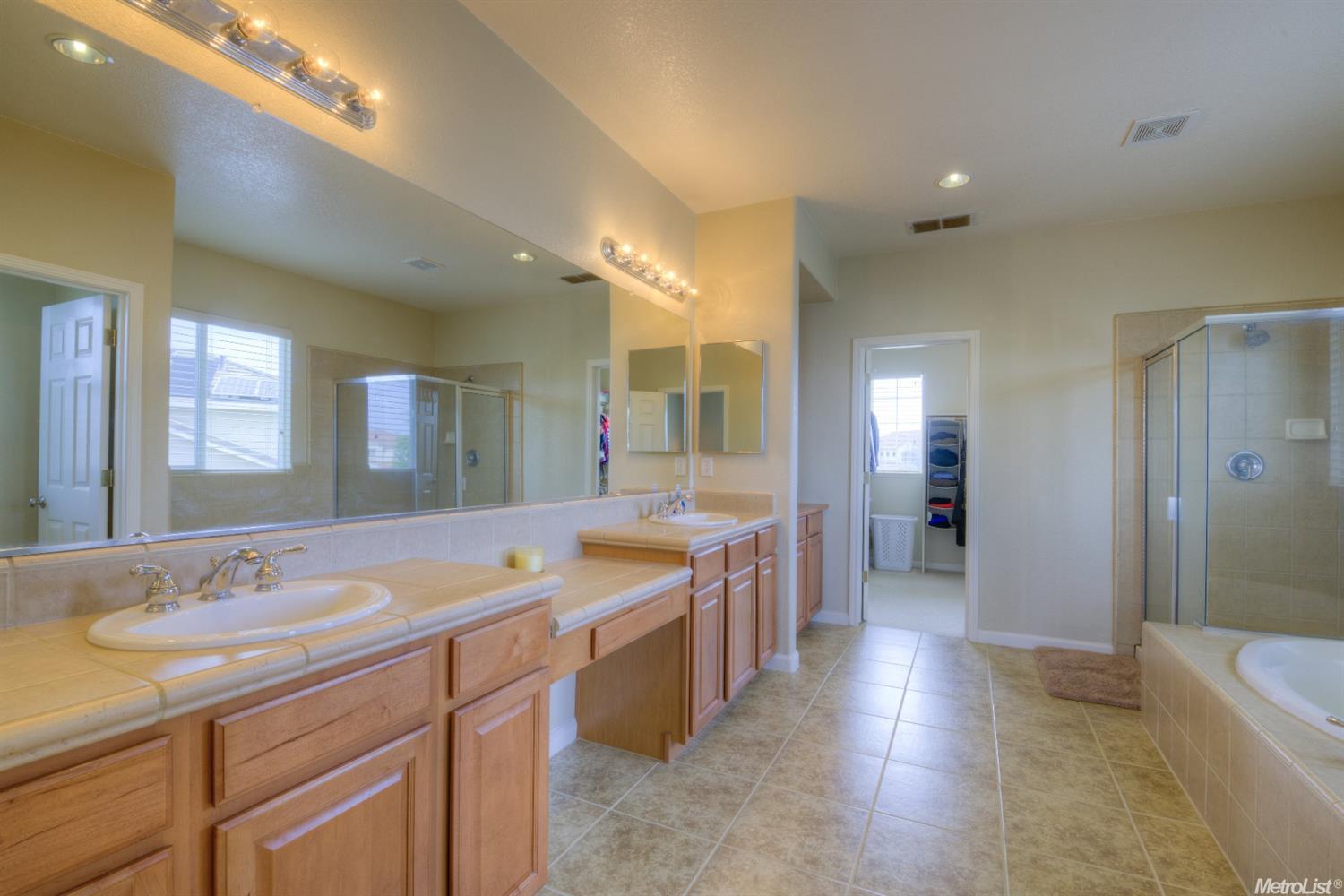 4212 Loni Ct, Modesto, CA 95356 photo 16