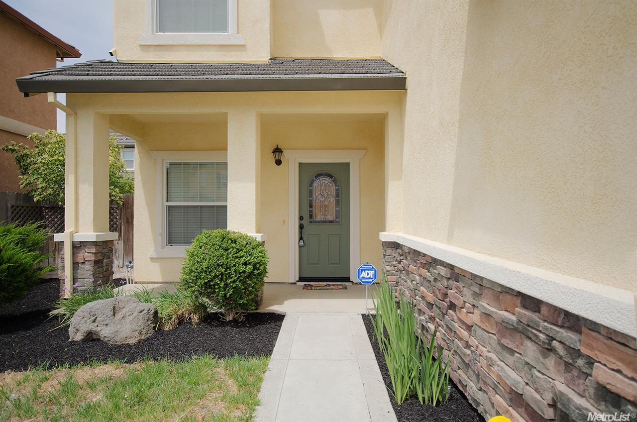 3026 Point Grey Rd, Ceres, CA 95307 photo 1