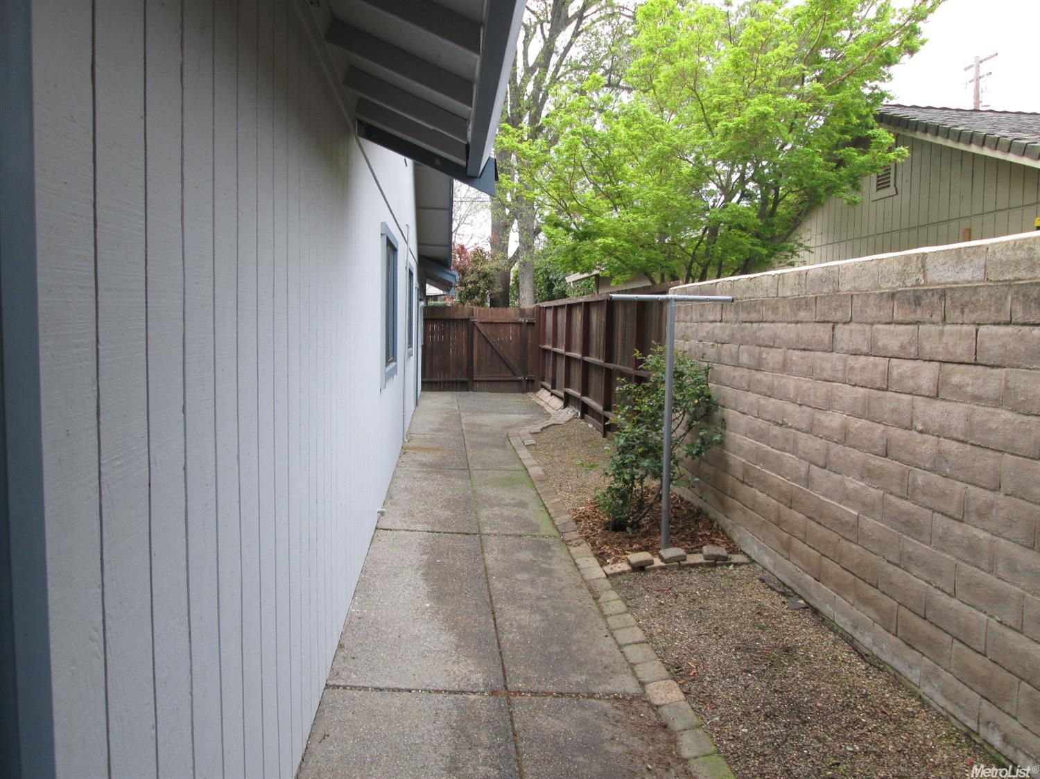 3227 Petty Ln, Carmichael, CA 95608 photo 24