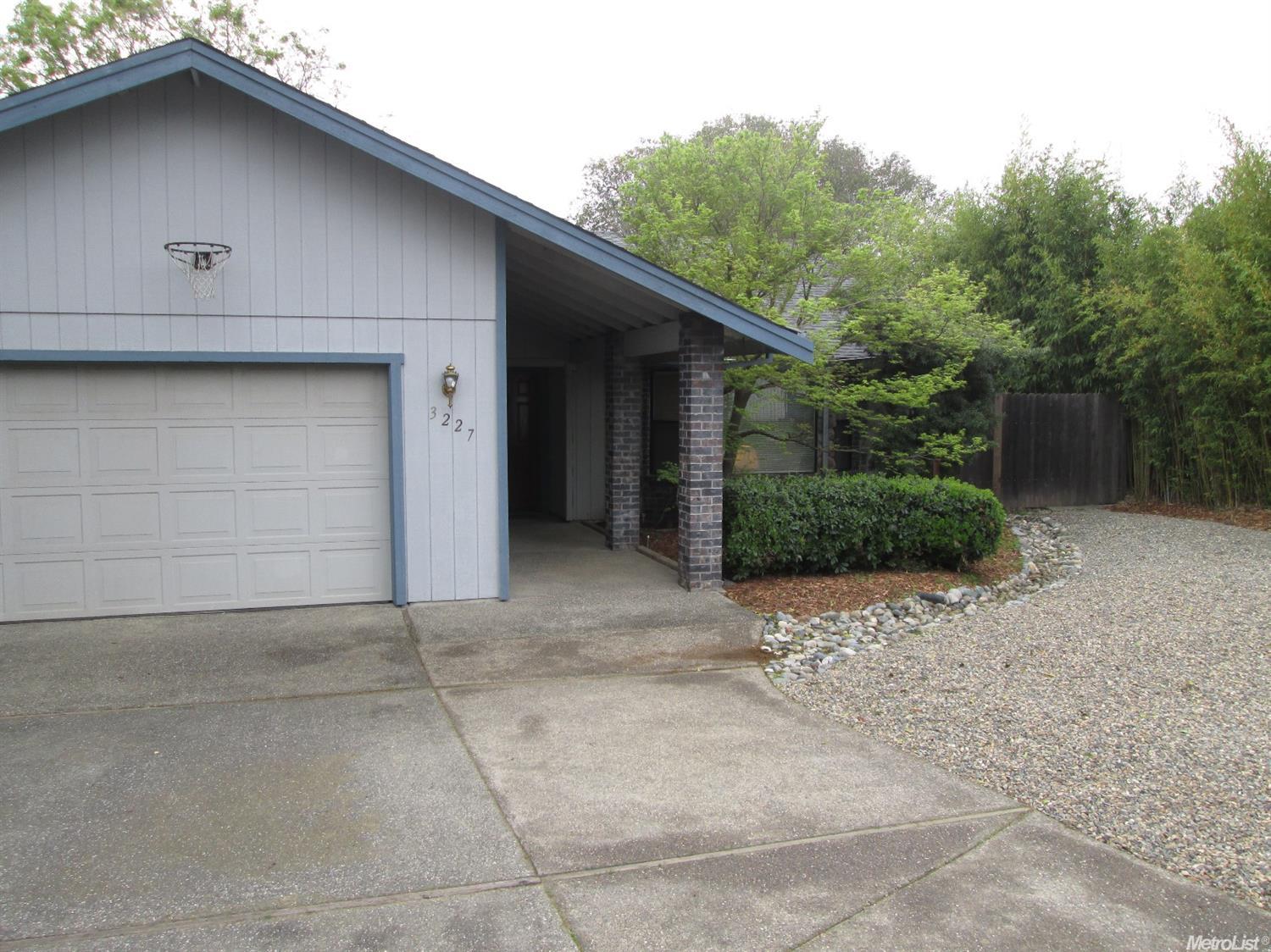 3227 Petty Ln, Carmichael, CA 95608 photo 5