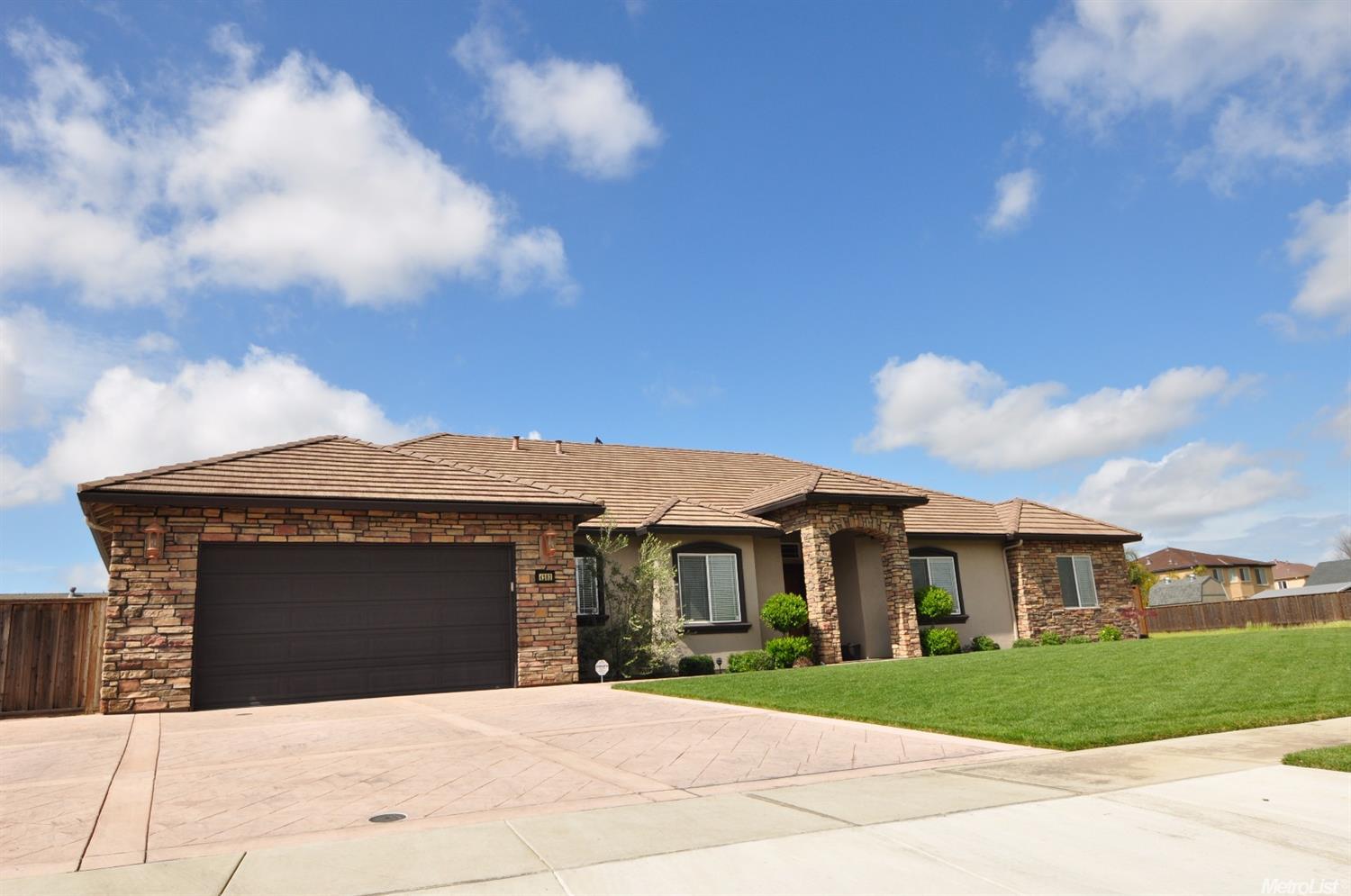4203 Tapestry Way, Turlock, CA 95382 photo 2