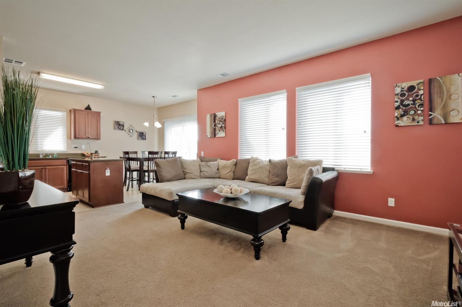 1453 Hearthsong Dr, Manteca, CA 95337 photo 5