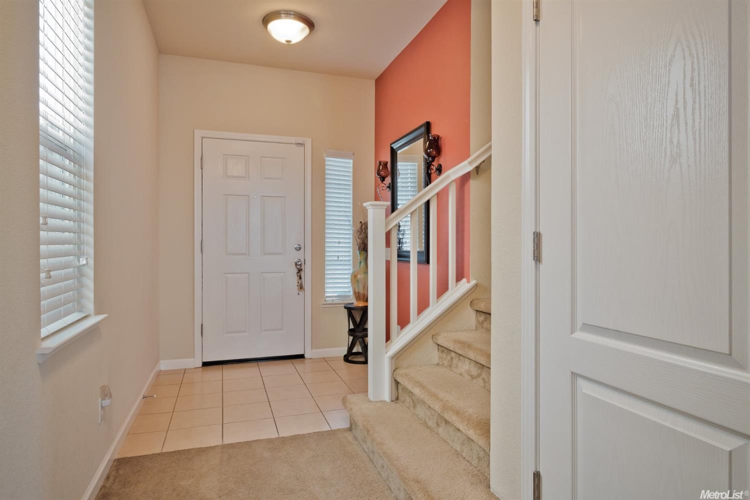 1453 Hearthsong Dr, Manteca, CA 95337 photo 3