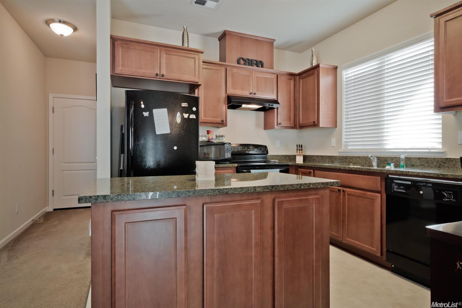 1453 Hearthsong Dr, Manteca, CA 95337 photo 9