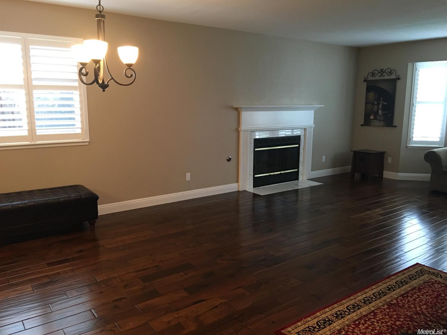 950 Tornell Dr, Ripon, CA 95366 photo 4