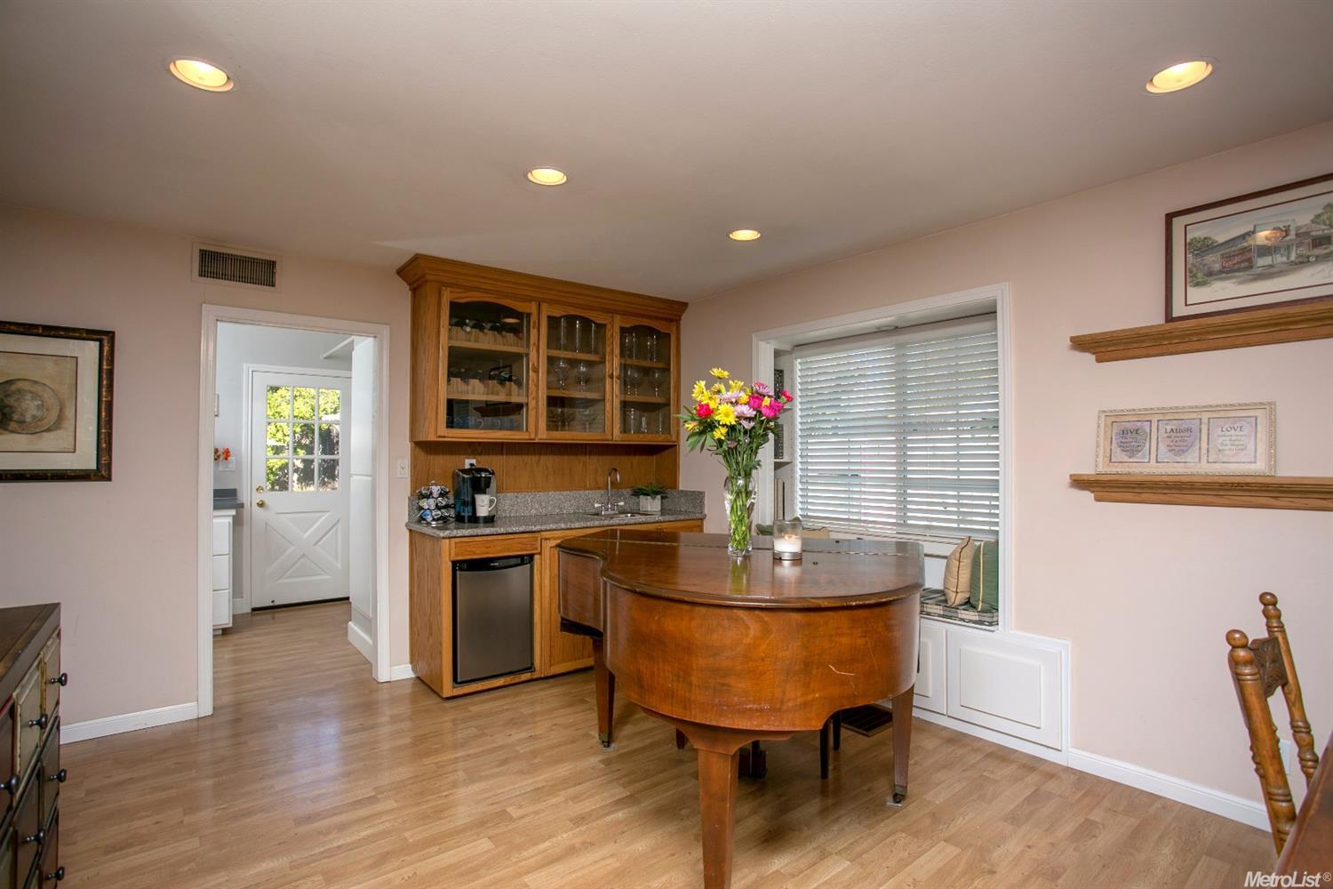 6109 Woodhaven Ave, Carmichael, CA 95608 photo 13