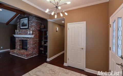 3916 Ruisdael Dr, Modesto, CA 95356 photo 7