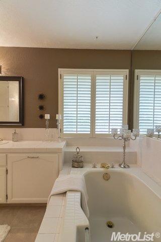 3916 Ruisdael Dr, Modesto, CA 95356 photo 19