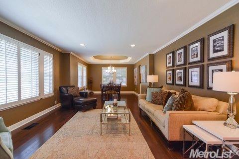 3916 Ruisdael Dr, Modesto, CA 95356 photo 2