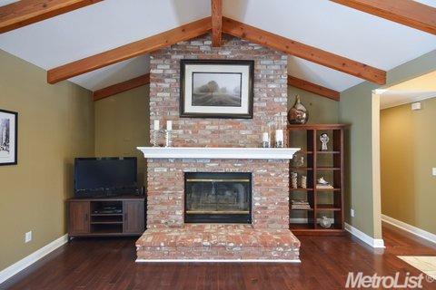 3916 Ruisdael Dr, Modesto, CA 95356 photo 4