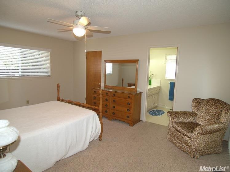 1920 Devonshire Ave, Modesto, CA 95355 photo 17