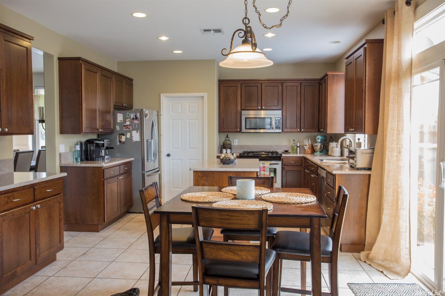 1237 Ness Ct, Ripon, CA 95366 photo 11