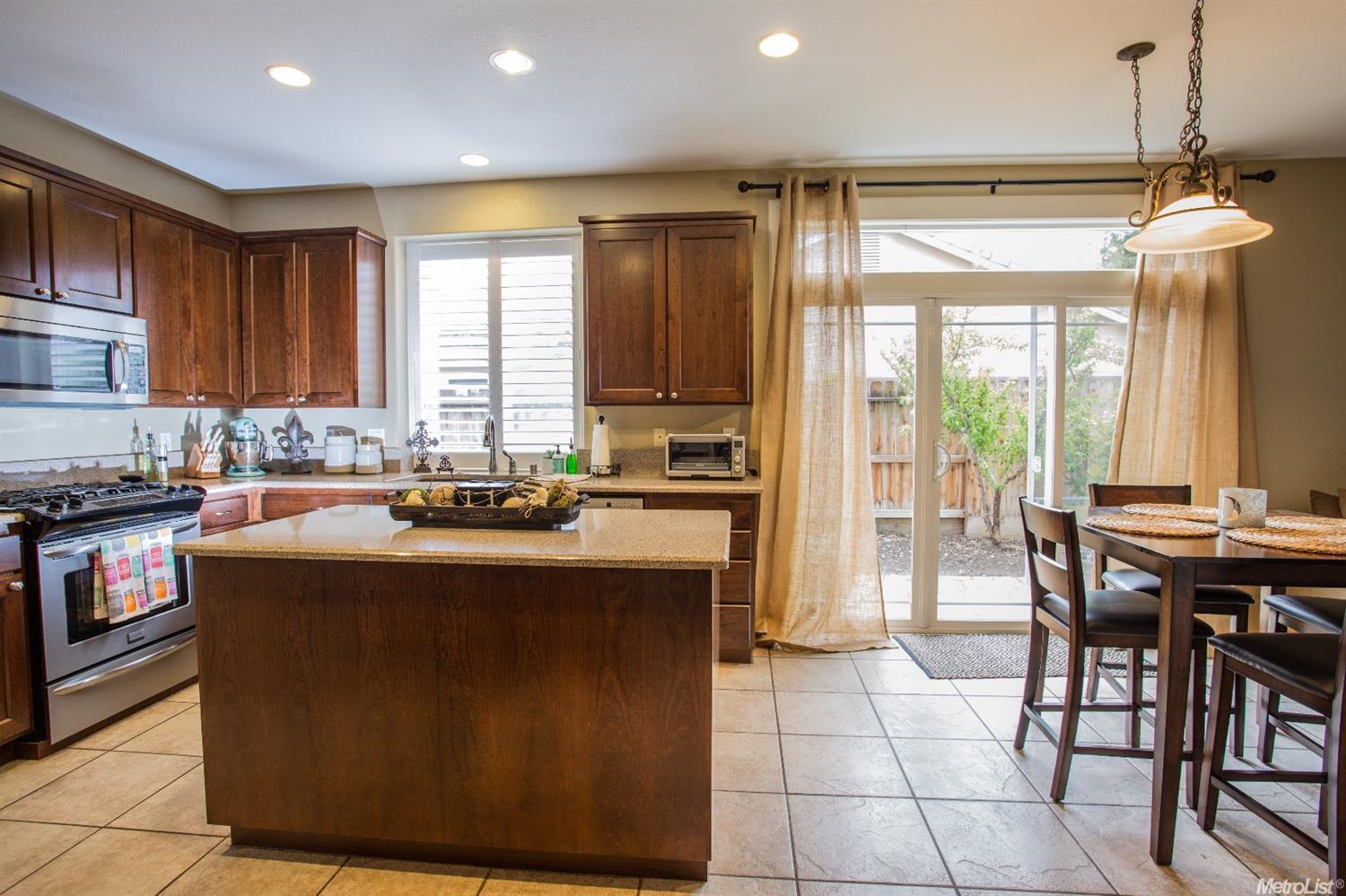 1237 Ness Ct, Ripon, CA 95366 photo 13