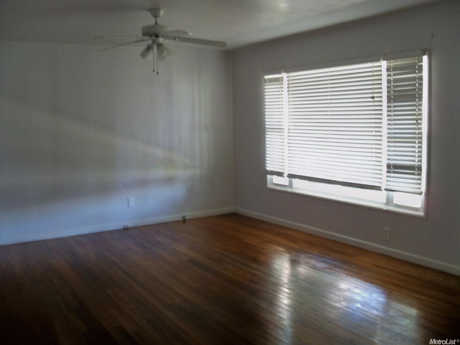521 Colfax Ave, Modesto, CA 95354 photo 2