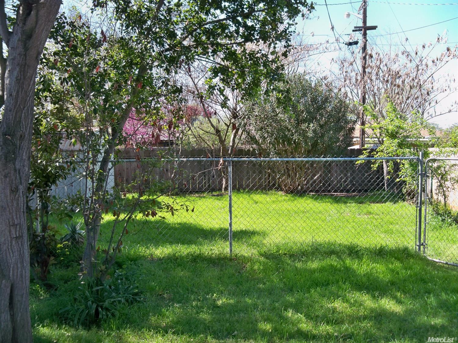 521 Colfax Ave, Modesto, CA 95354 photo 9