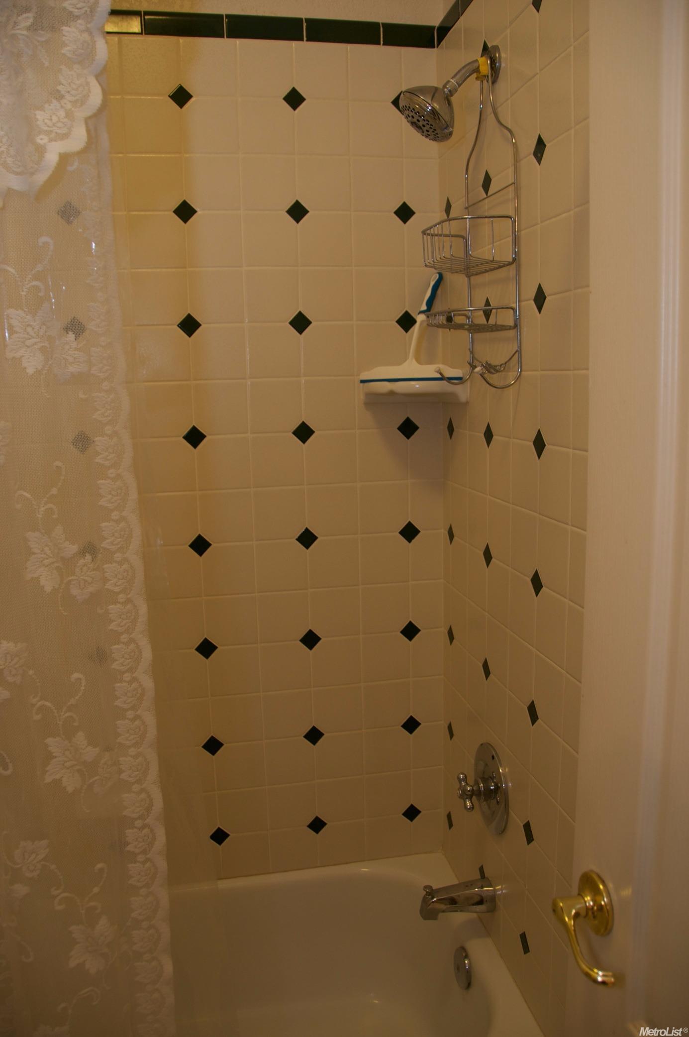 251 Memory Ln, Turlock, CA 95382 photo 17