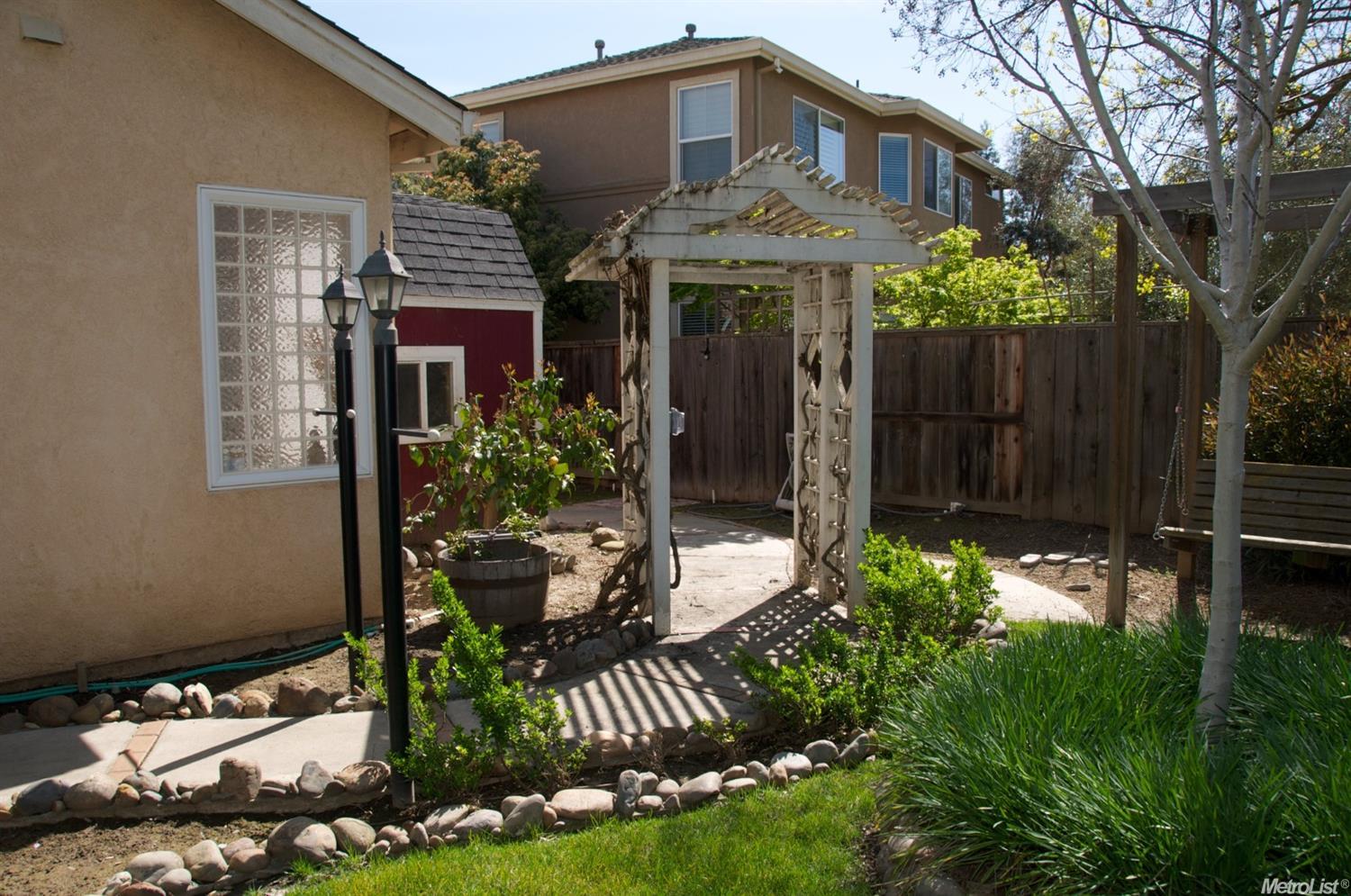 251 Memory Ln, Turlock, CA 95382 photo 22
