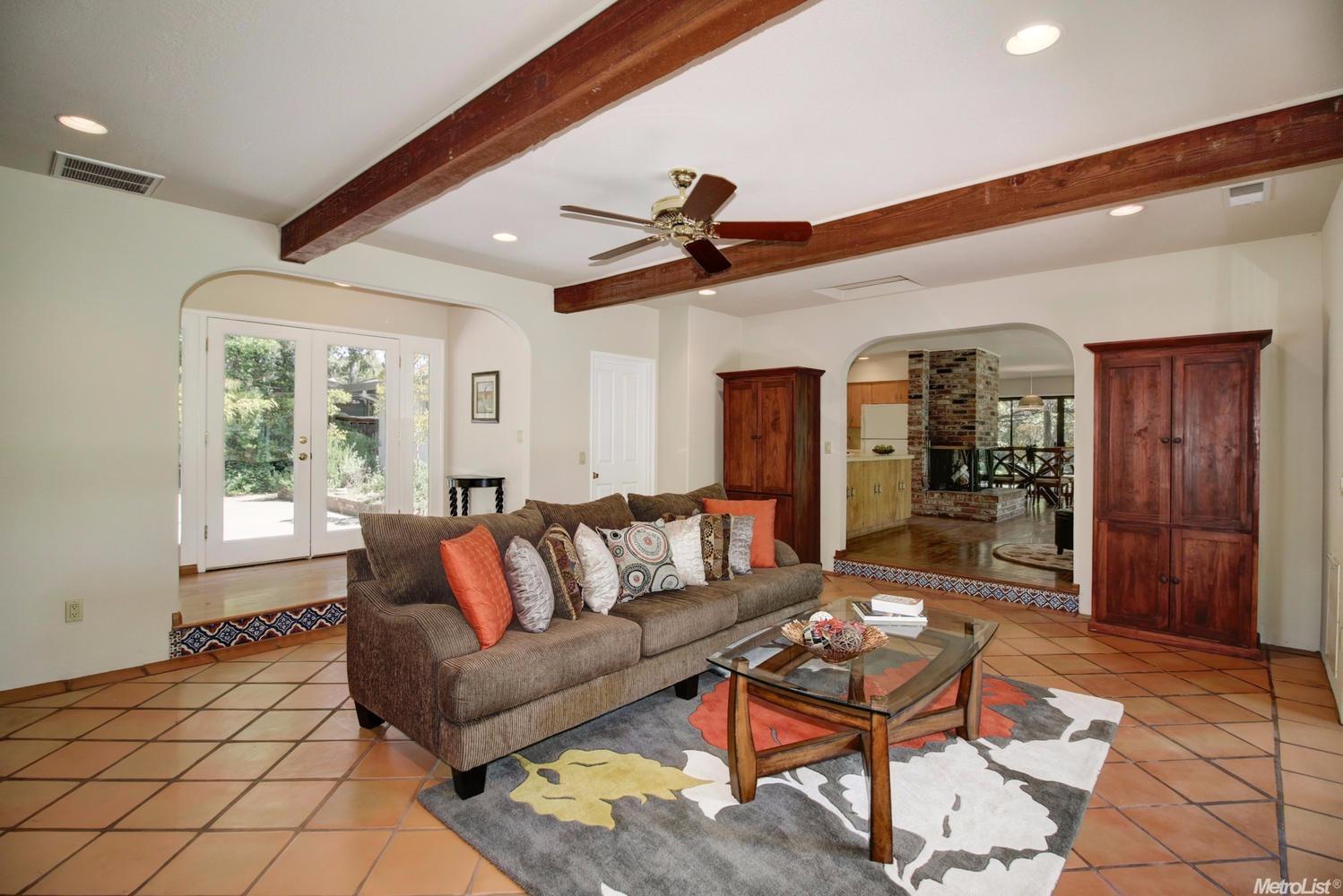 43401 Walnut Ln, Davis, CA 95618 photo 4