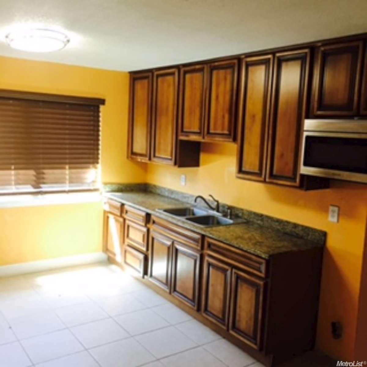 2181 E 9th St, Stockton, CA 95206 photo 4