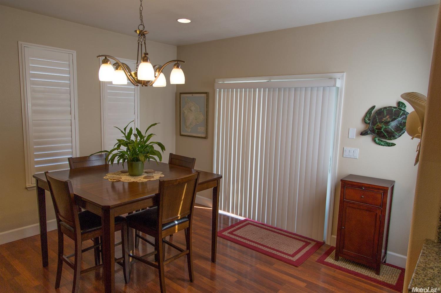 922 W 4th St, Ripon, CA 95366 photo 8