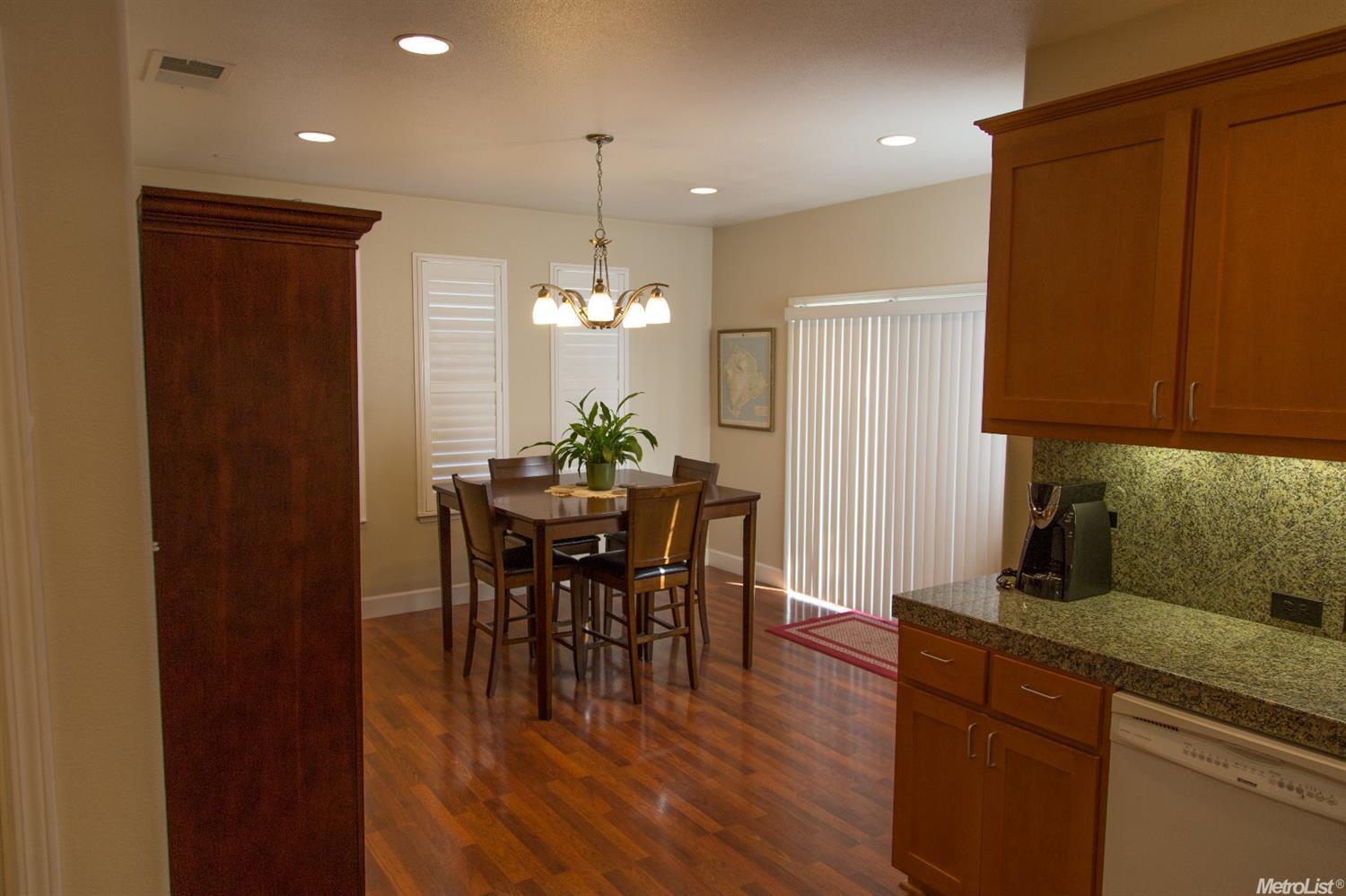 922 W 4th St, Ripon, CA 95366 photo 9