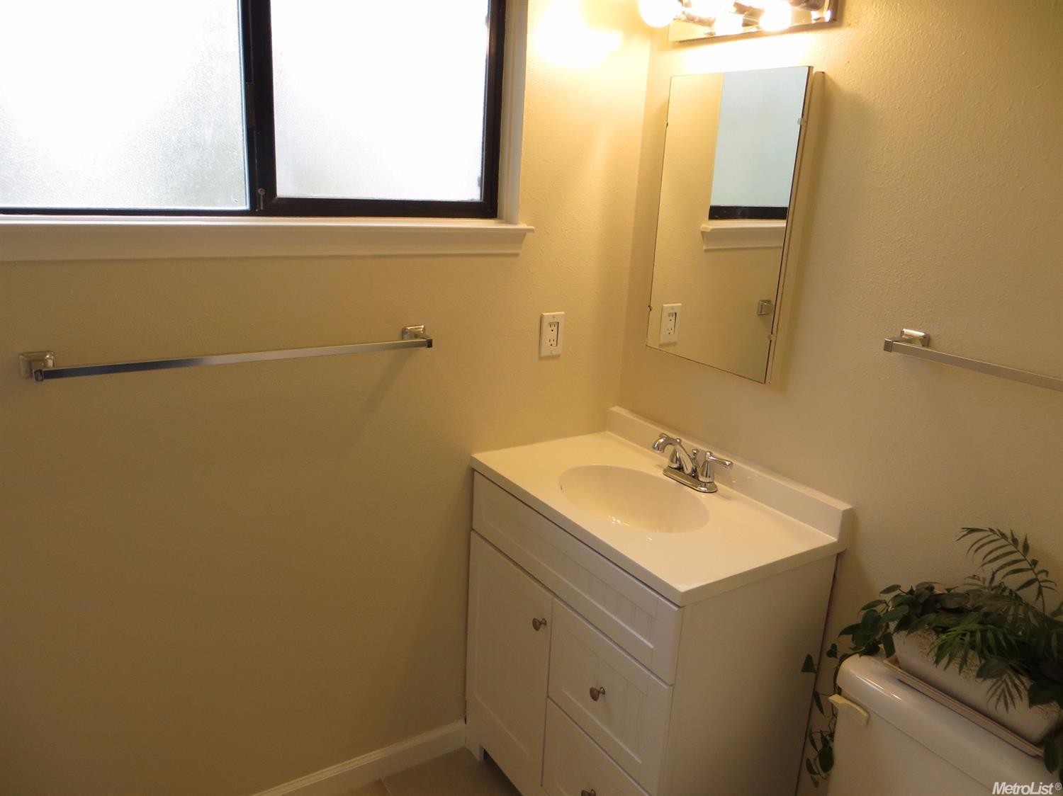 5117 Robander St, Carmichael, CA 95608 photo 14