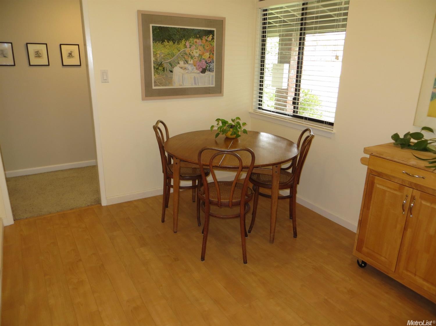 5117 Robander St, Carmichael, CA 95608 photo 8