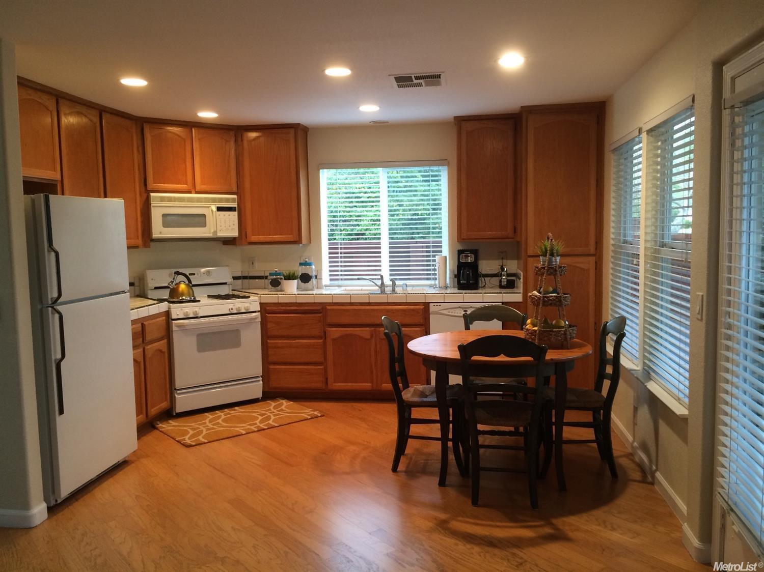 2272 Halsey Cir, Davis, CA 95618 photo 7