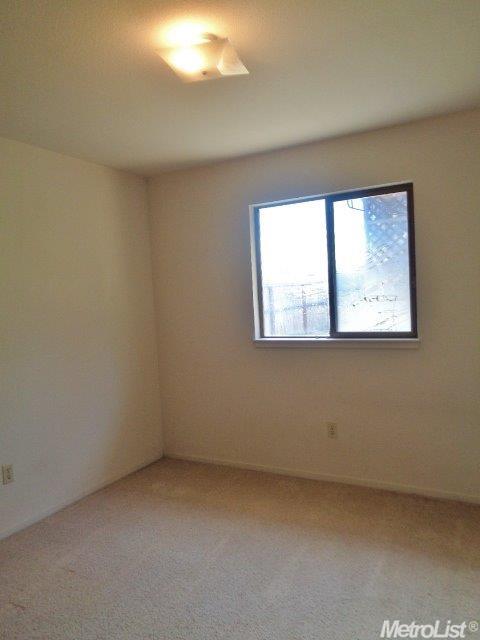 251 Oak Ave, Ripon, CA 95366 photo 9