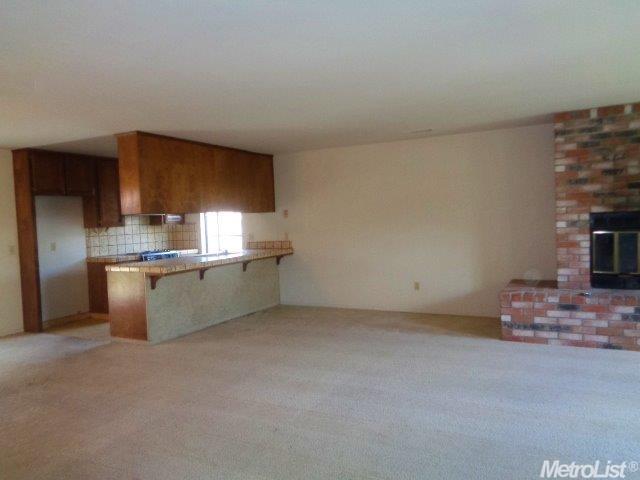 251 Oak Ave, Ripon, CA 95366 photo 4