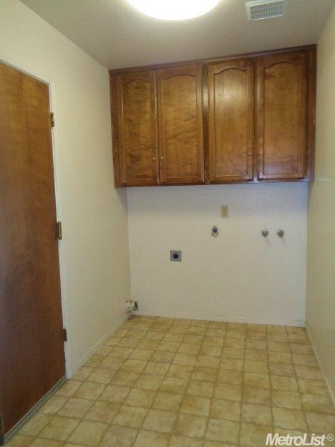 251 Oak Ave, Ripon, CA 95366 photo 17