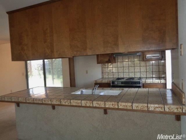251 Oak Ave, Ripon, CA 95366 photo 5