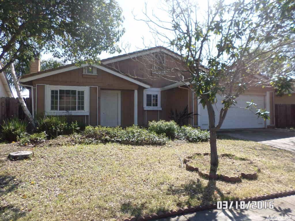 1122 Summerview Dr, Stockton, CA 95210 photo 1