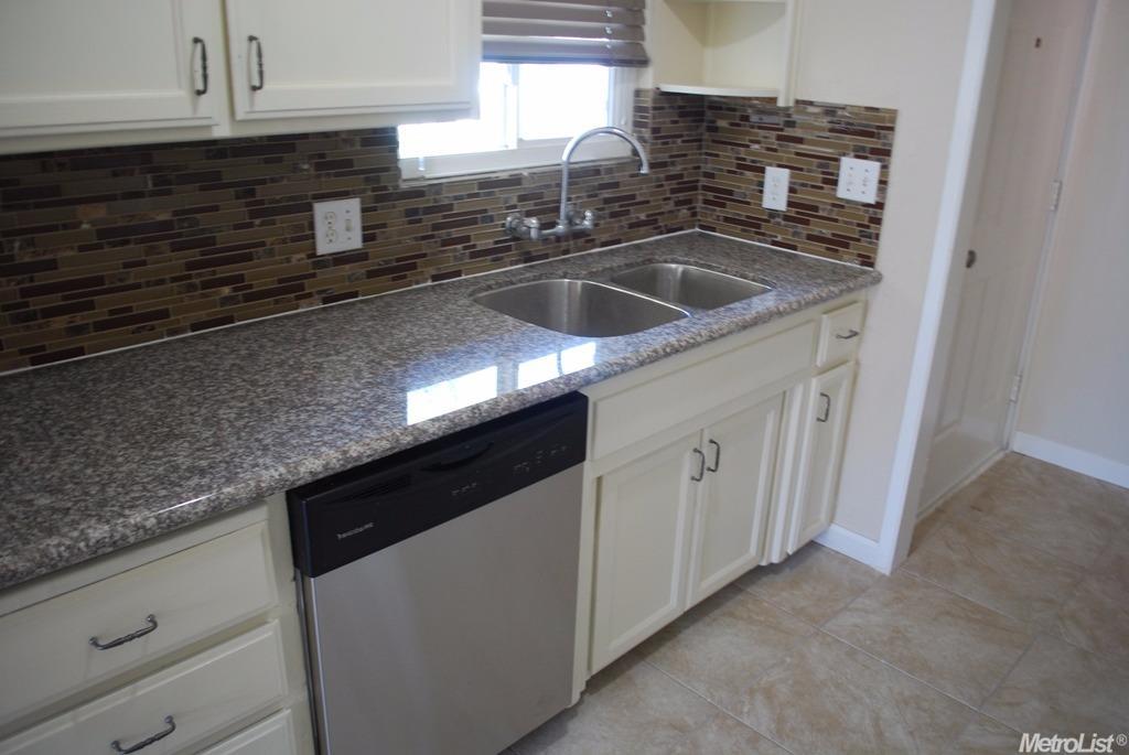 2113 Shaw Ave, Modesto, CA 95354 photo 4