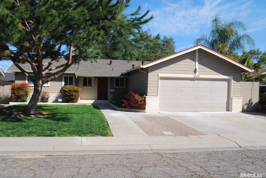 2113 Shaw Ave, Modesto, CA 95354 photo 1