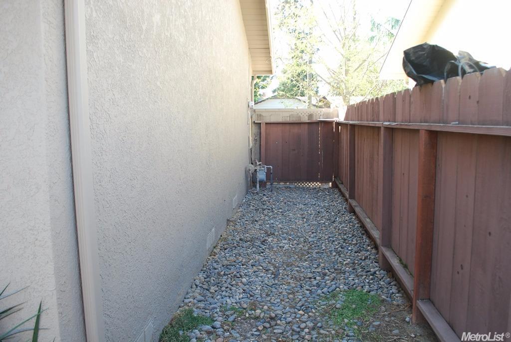 2113 Shaw Ave, Modesto, CA 95354 photo 16