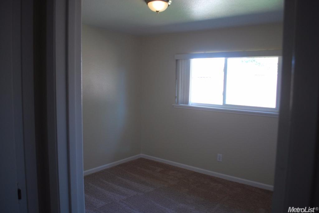 2113 Shaw Ave, Modesto, CA 95354 photo 11