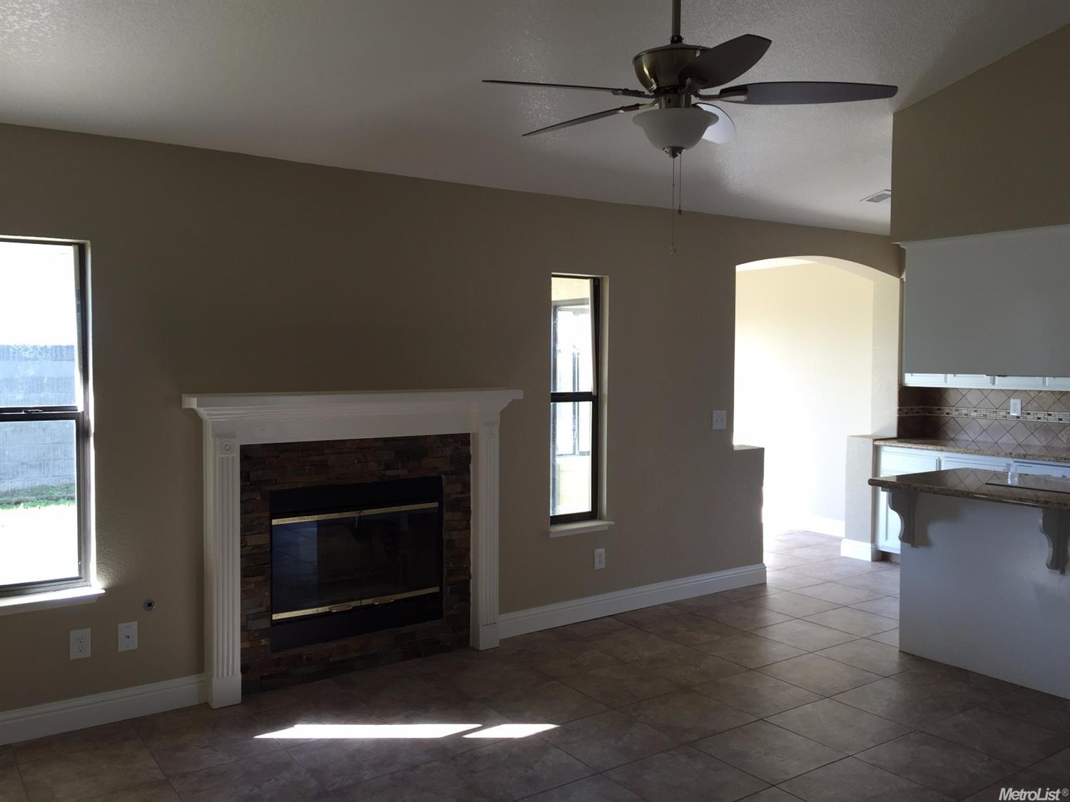 1316 Tranquil Ln, Ceres, CA 95307 photo 9