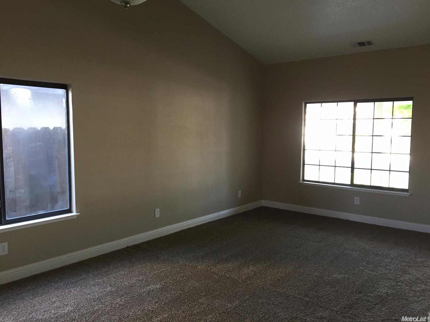 1316 Tranquil Ln, Ceres, CA 95307 photo 4