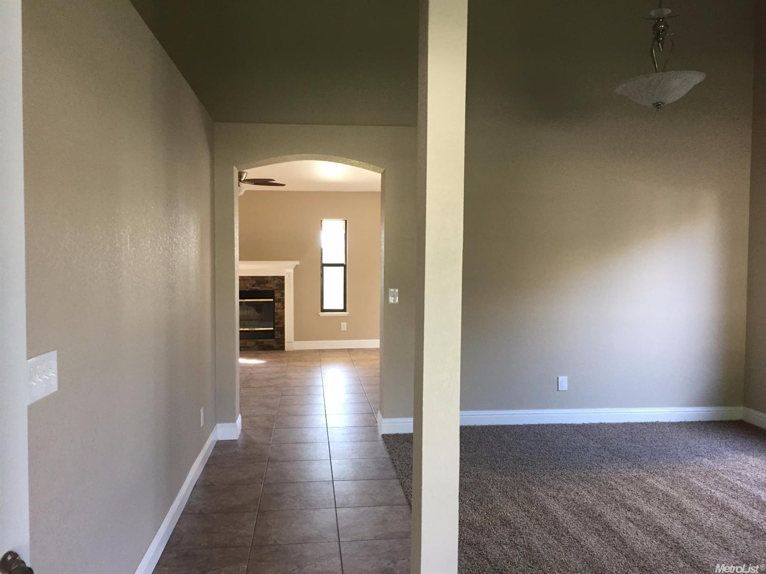 1316 Tranquil Ln, Ceres, CA 95307 photo 3