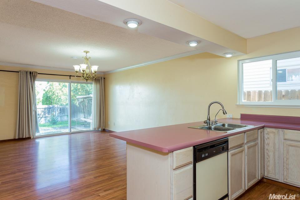 6443 Madison Ave, Carmichael, CA 95608 photo 11